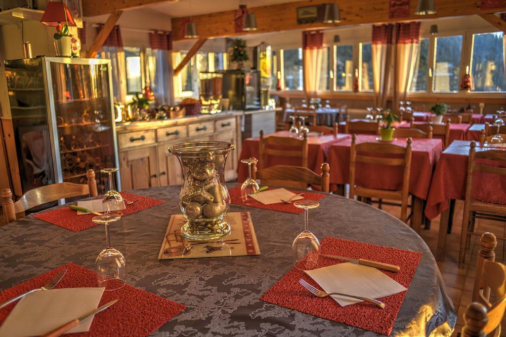 Auberge Restaurant Du Virage Chamrousse Exterior foto